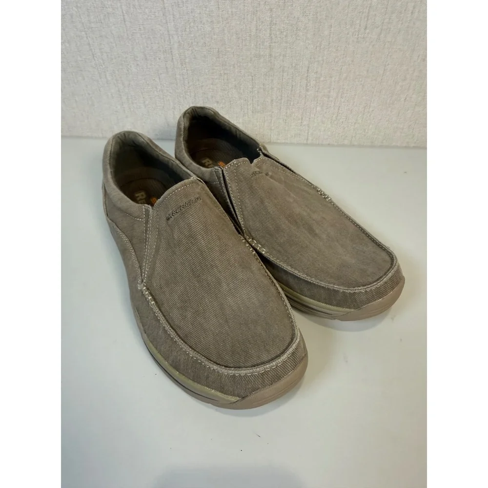 Skechers‎ Avillo Relaxed Fit Memory Foam Loafer Shoes Khaki 64109 Men 9.5